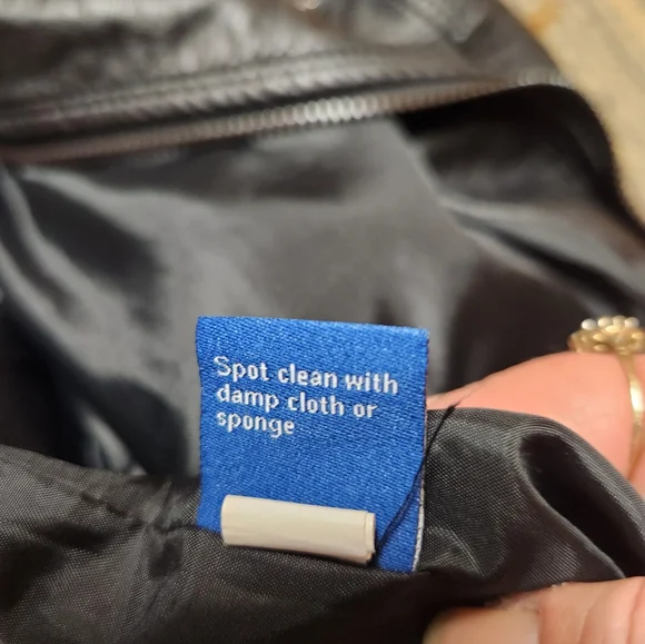 Jacket - Picture 9 of 9